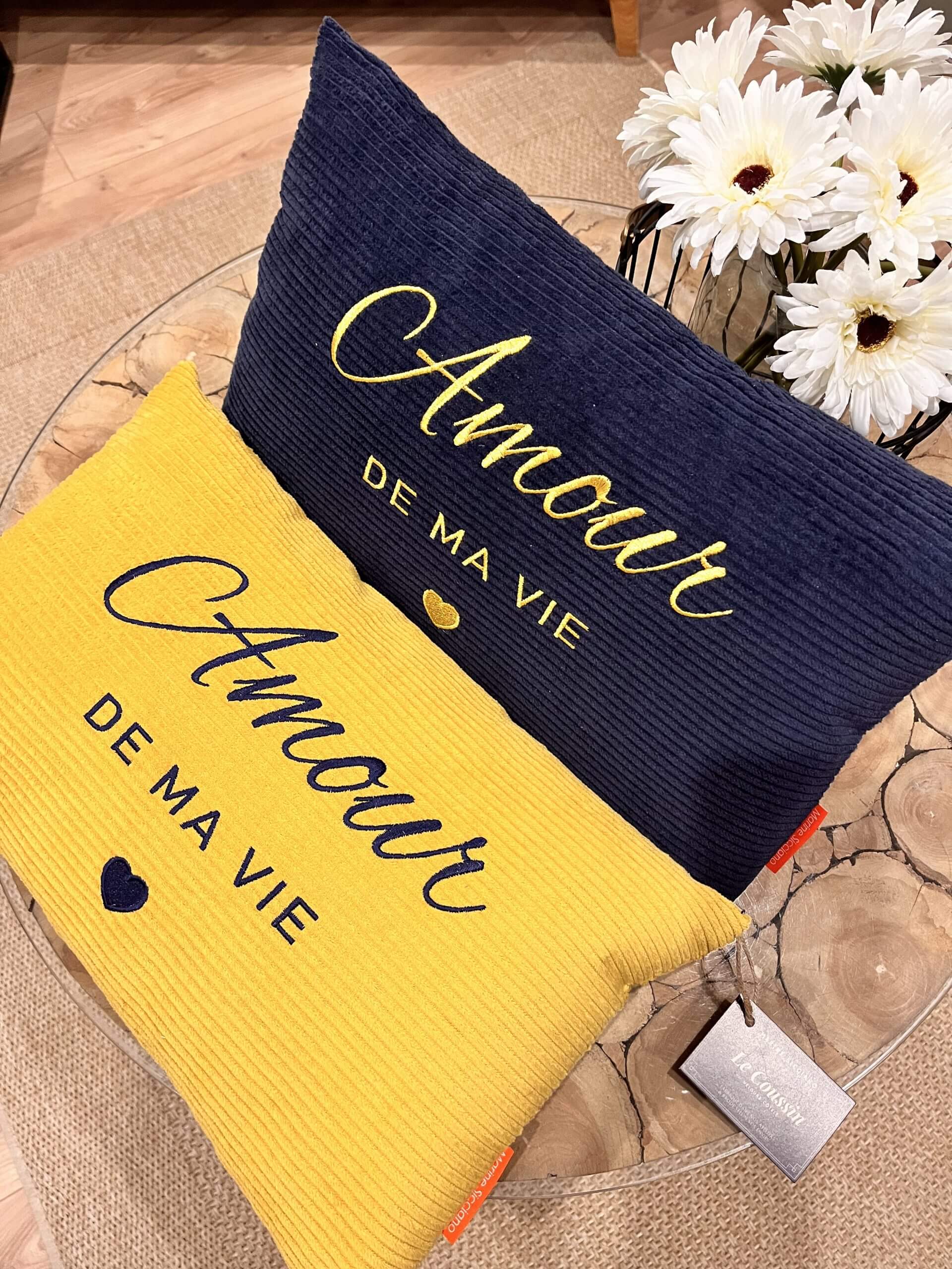Coussin messages & petit coeur