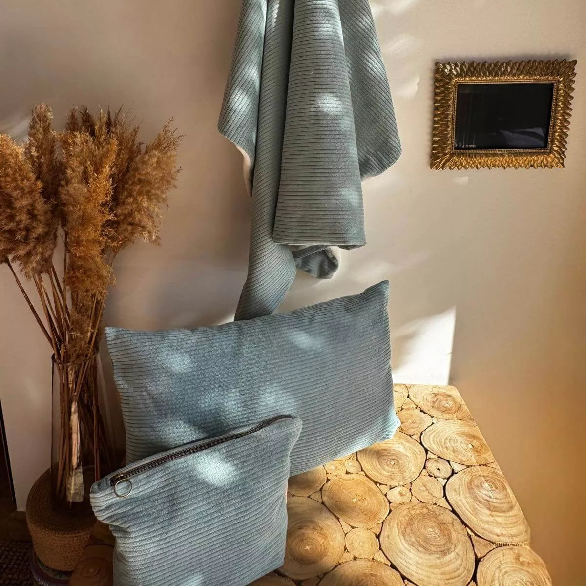 Parure bébé – Plaids + pochette + Coussin Velours