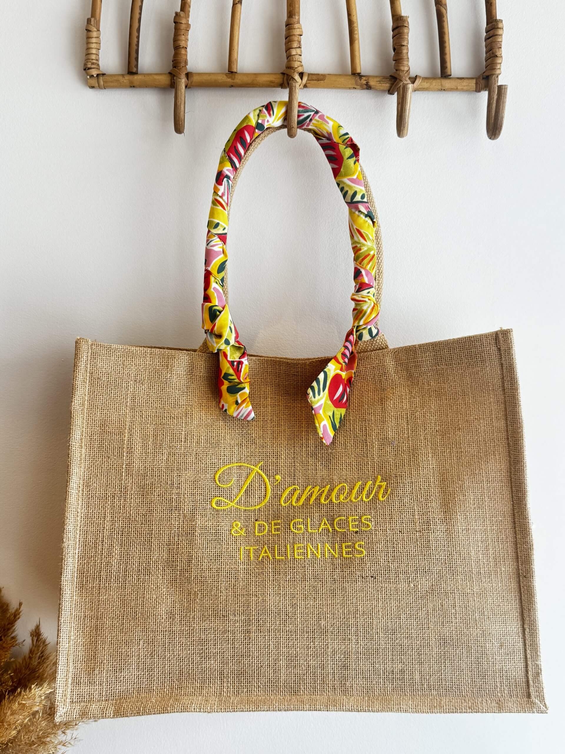 Grand format - Ruban jaune à motif - D'amour & de glaces italiennes - Broderie jaune