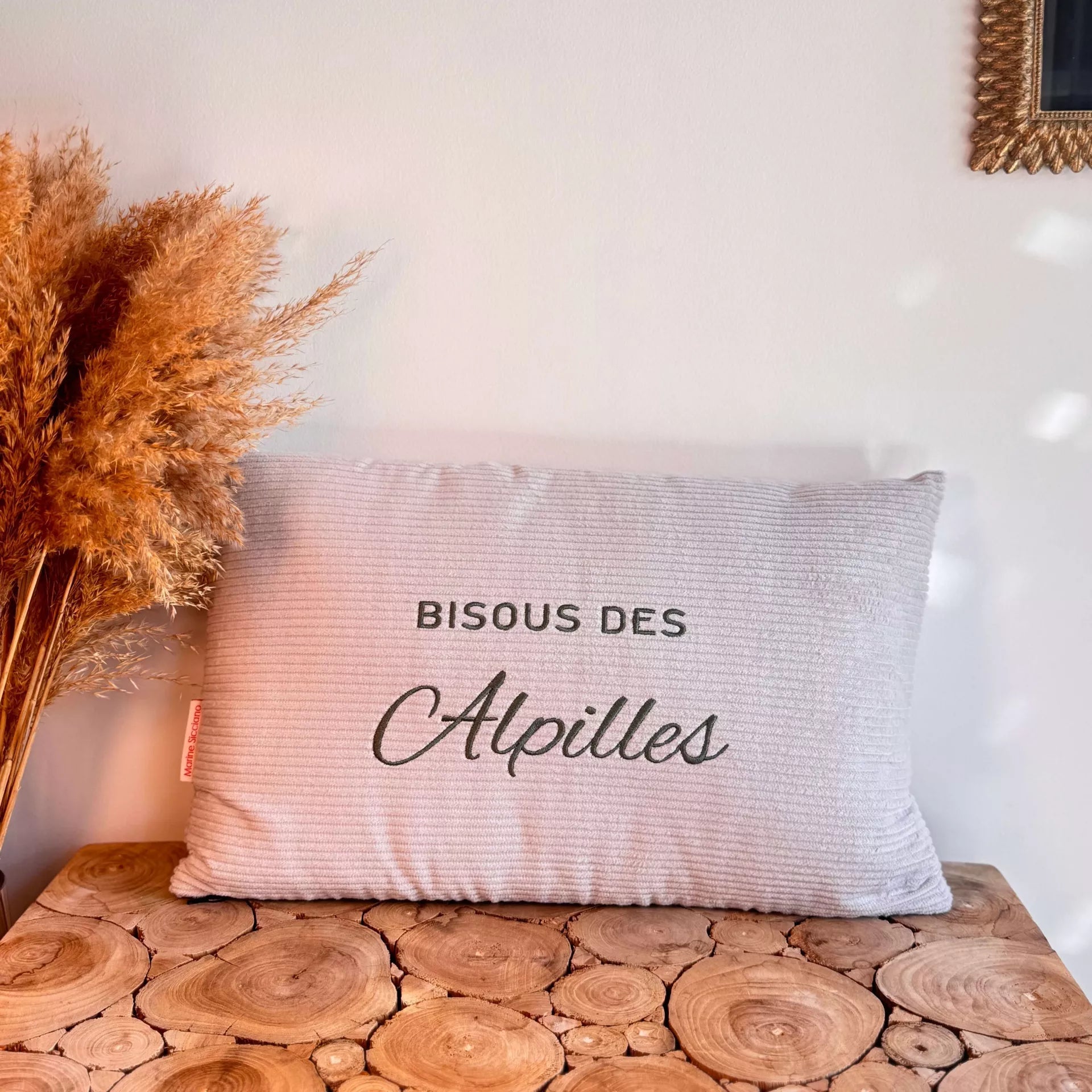 Coussin beige - Bisous des Alpilles