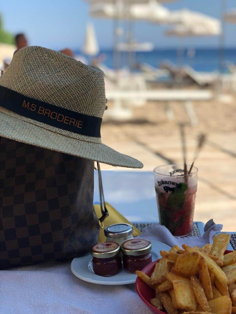 Chapeau