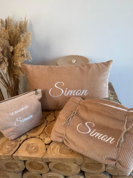 Parure bébé - Plaids + pochette + Coussin Velours – Image 1