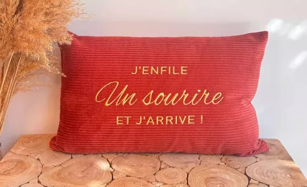 Coussin_jenfileunsourier-600x800